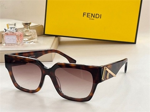 Fendi sunglass-309